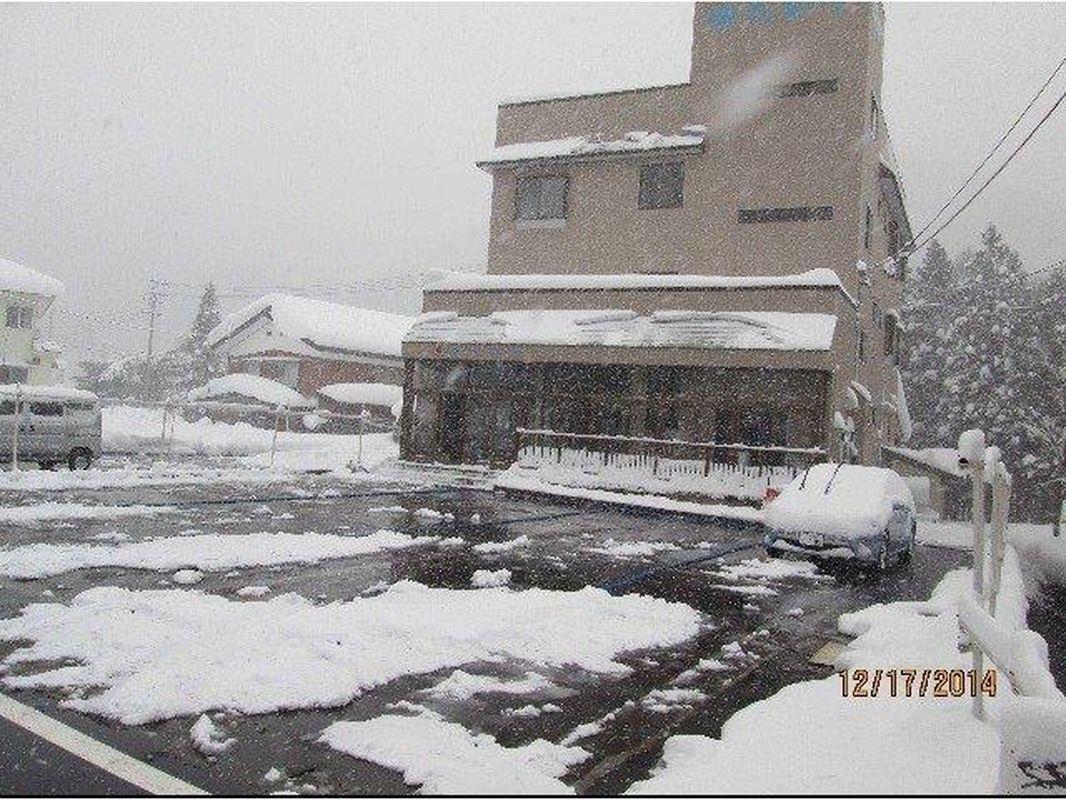 מלון יוזאווה Onsen Minshuku Yutakaya מראה חיצוני תמונה